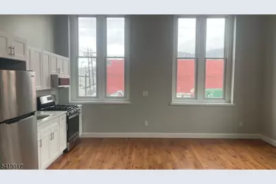 38 Mill St, Paterson, NJ 07501 - Photo 20