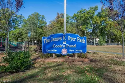 25 Lake Rd, Denville Twp., NJ 07834 - Photo 24