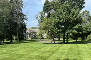 104 Darren Dr, Bernards Township, NJ 07920 - Photo 2