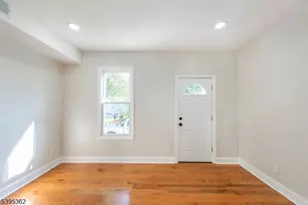 26 Washington St, Montclair, NJ 07042 - Photo 28