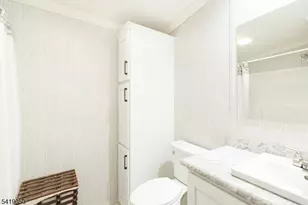 4 Oakdale Village Dr, South Brunswick Township, NJ 08902 - Photo 14