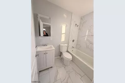 17 Teaneck Rd #2A, Ridgefield, NJ 07660 - Photo 8