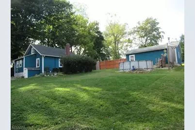 223 Washburn Ave, Washington Township, NJ 07882 - Photo 1