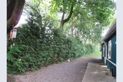 223 Washburn Ave, Washington Township, NJ 07882 - Photo 26