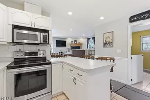 42 W Lake Shore Dr, Rockaway Township, NJ 07866 - Photo 6