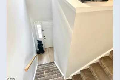 125 Marsillo Ct, Bridgewater, NJ 08807 - Photo 2