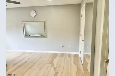 125 Marsillo Ct, Bridgewater, NJ 08807 - Photo 6