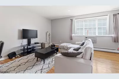 45 Wilfred St, West Orange Township, NJ 07052 - Photo 10