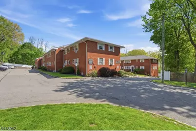 45 Wilfred St, West Orange Township, NJ 07052 - Photo 8