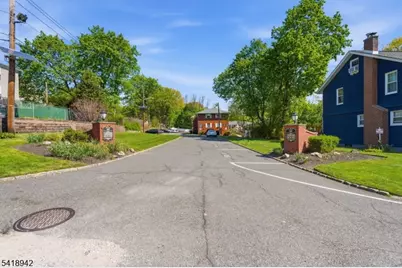 45 Wilfred St, West Orange Township, NJ 07052 - Photo 4