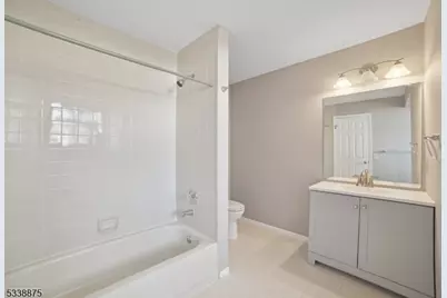 11 Freedom Ct #11, Montville Township, NJ 07045 - Photo 14