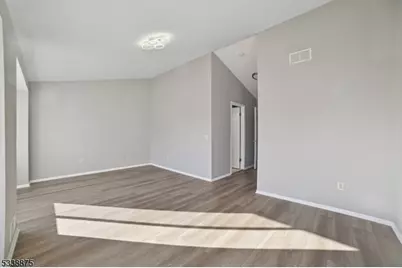 11 Freedom Ct #11, Montville Township, NJ 07045 - Photo 10