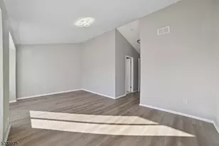 11 Freedom Ct, Montville Township, NJ 07045 - Photo 10