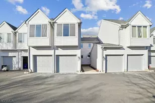 11 Freedom Ct, Montville Township, NJ 07045 - Photo 1