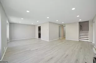 11 Freedom Ct, Montville Township, NJ 07045 - Photo 8