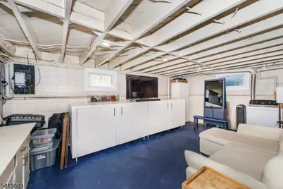 68 Newman Ave, Verona Twp., NJ 07044 - Photo 28