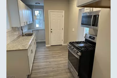 448 Stuyvesant Ave, Irvington, NJ 07111 - Photo 10