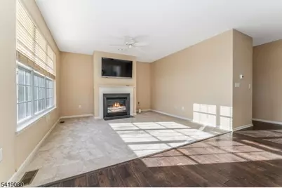 44 Colts Ln, Raritan Township, NJ 08822 - Photo 8