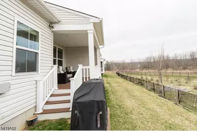 18 Sparrowhawk St, Washington Township, NJ 07882 - Photo 2