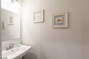 18 Sparrowhawk St, Washington Township, NJ 07882 - Photo 20