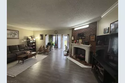 227 English Pl, Bernards Township, NJ 07920 - Photo 8