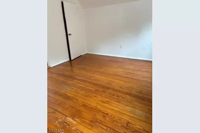 275 Grove St #3, Montclair, NJ 07042 - Photo 4