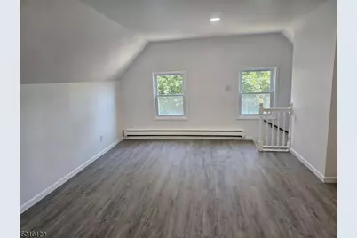 275 Grove St #3, Montclair, NJ 07042 - Photo 2