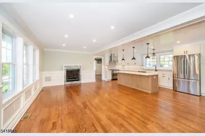 44 4th Ave, Roseland, NJ 07068 - Photo 6