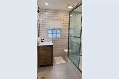 25 Mountain Ave, North Plainfield, NJ 07060 - Photo 4