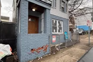 10 Mary St, Paterson, NJ 07503 - Photo 2