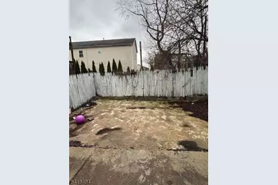 10 Mary St, Paterson, NJ 07503 - Photo 8