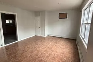 10 Mary St, Paterson, NJ 07503 - Photo 4