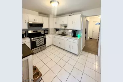 7 Marshall St, Paterson, NJ 07501 - Photo 4