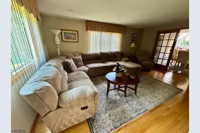 507 Stalevicz Ln, Rahway, NJ 07065 - Photo 8