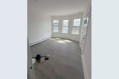 97 N 4th St #2A, Paterson, NJ 07522 - Photo 2