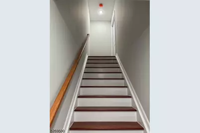 560 N 11th St, Newark, NJ 07107 - Photo 4