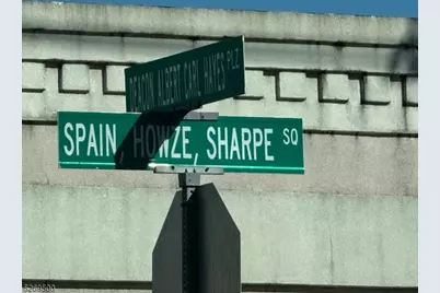 560 N 11th St, Newark, NJ 07107 - Photo 24