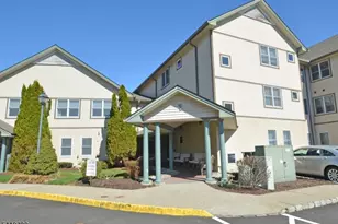 37 Park Edge, Berkeley Heights Township, NJ 07922 - Photo 1