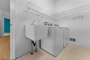 2 Seminole Rd, Montgomery Township, NJ 08558 - Photo 14