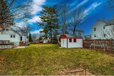 15 N River View Ave, Edison, NJ 08817 - Photo 4