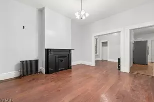 21 Olive St, Paterson, NJ 07501 - Photo 4