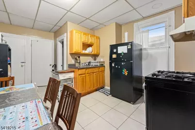 21 Olive St, Paterson, NJ 07501 - Photo 14