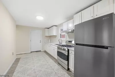 216 Delaware St, Elizabeth, NJ 07206 - Photo 6