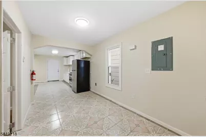 216 Delaware St, Elizabeth, NJ 07206 - Photo 4