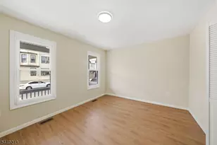 216 Delaware St, Elizabeth, NJ 07206 - Photo 12