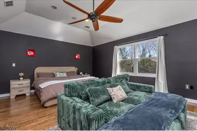 10 Tulip Ct, Kenilworth, NJ 07033 - Photo 14