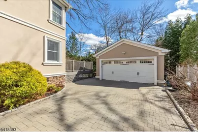 10 Tulip Ct, Kenilworth, NJ 07033 - Photo 36