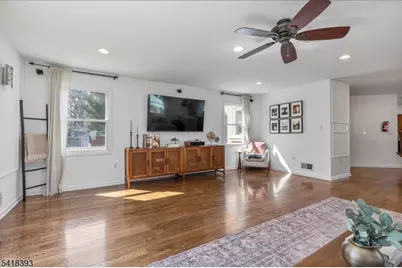 10 Tulip Ct, Kenilworth, NJ 07033 - Photo 12