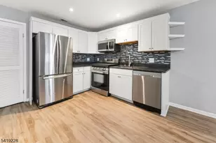 20 Augusta Dr, Vernon, NJ 07462 - Photo 2