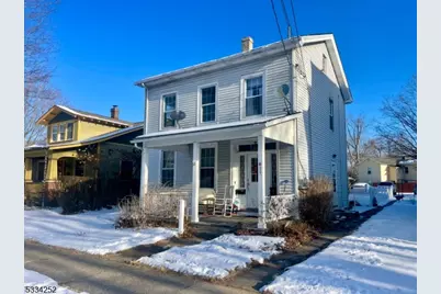 611 Oxford St, Belvidere, NJ 07823 - Photo 1